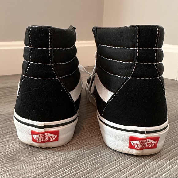 Sk8-Hi Vans - Picture 4 of 7